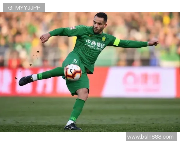 哪位足球明星在社交媒体上晒出自己的苹果6手机引发热议